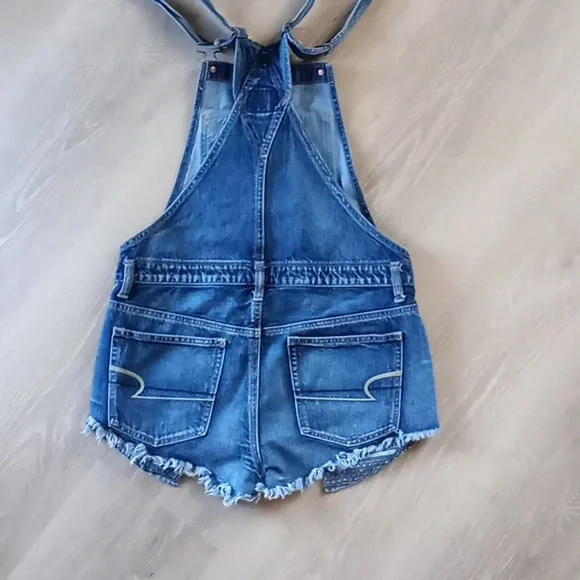 American Eagle Outfitters AEO Shortalls Blue Denim Handkerchief Pockets - Picture 7 of 10